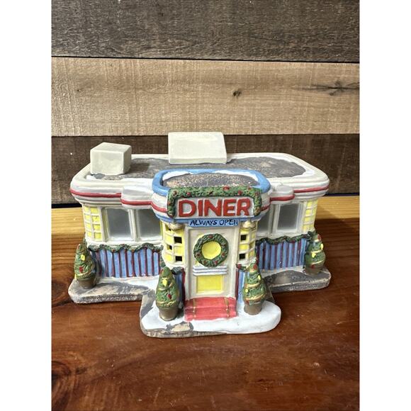 Retro Ville Pop's Diner Santa's Workbench Village Pops Diner 2005 In Box - Picture 1 of 7